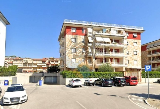 appartamento in vendita a Tolentino in zona Asinina