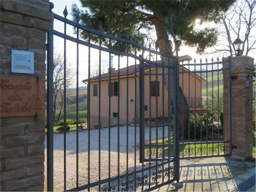 appartamento in vendita a Tolentino in zona Vaglie