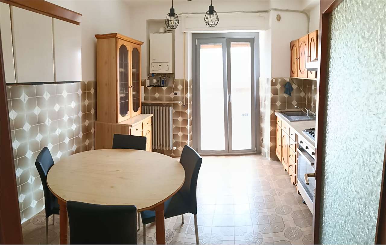appartamento in vendita a Tolentino in zona Vaglie