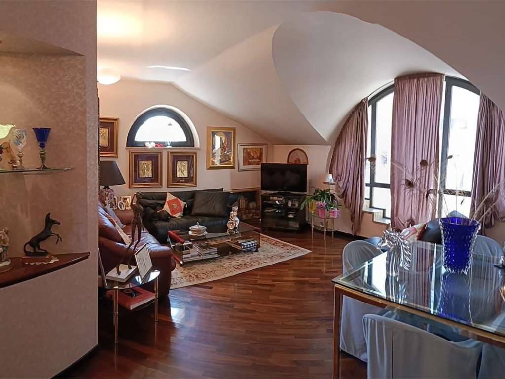 appartamento in vendita a Tolentino in zona Pace