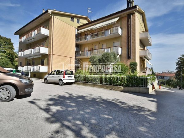 appartamento in vendita a Tolentino in zona Vaglie