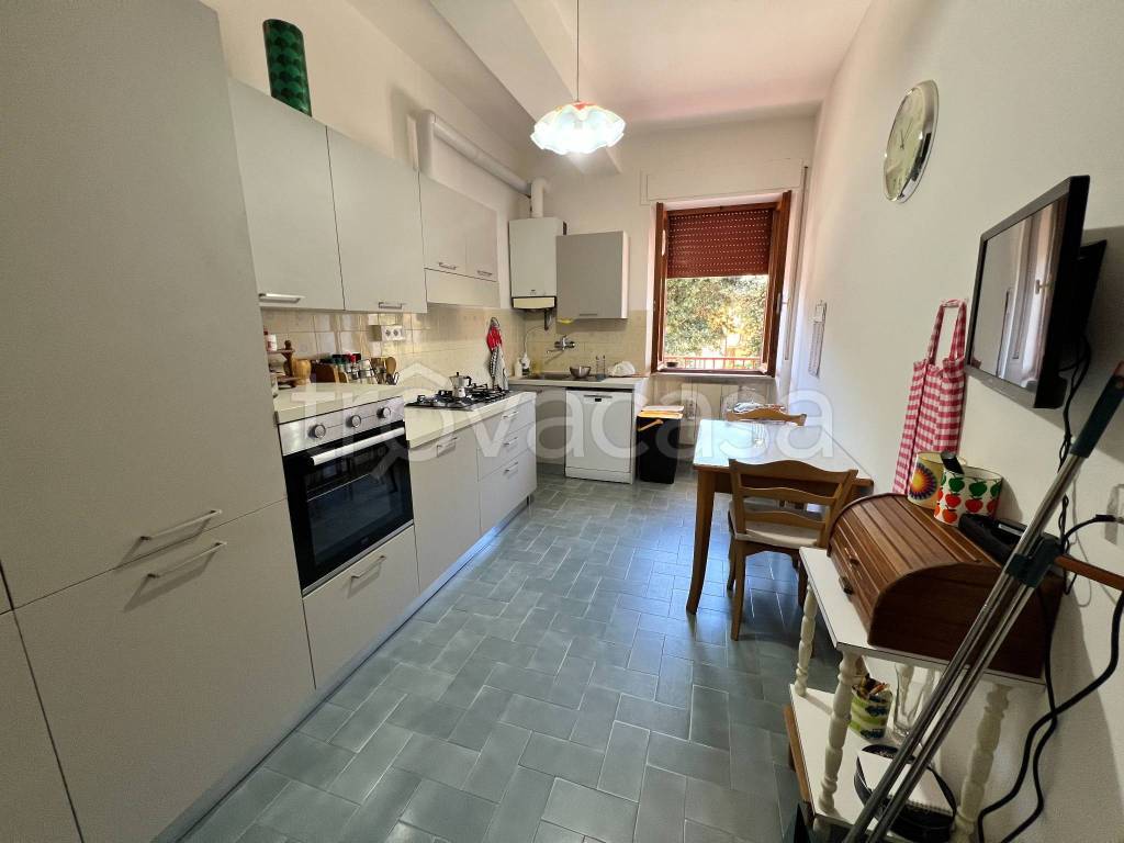 appartamento in vendita a Tolentino in zona Pace