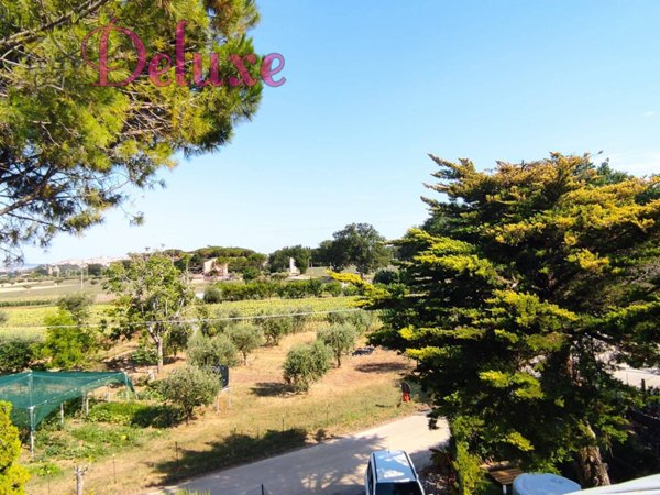casa indipendente in vendita a Treia