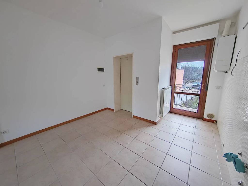 appartamento in vendita a Treia in zona Passo di Treia