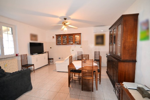 appartamento in vendita a Treia in zona Chiesanuova