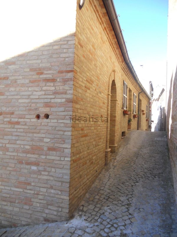 quadrivano in vendita a Treia