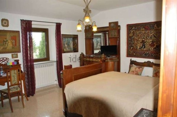 casa indipendente in vendita a Treia