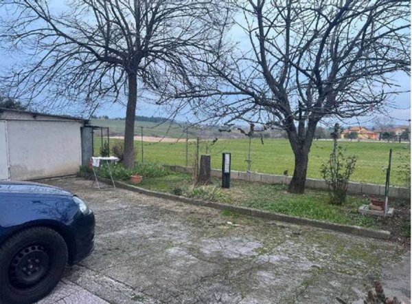 appartamento in vendita a Treia in zona Chiesanuova