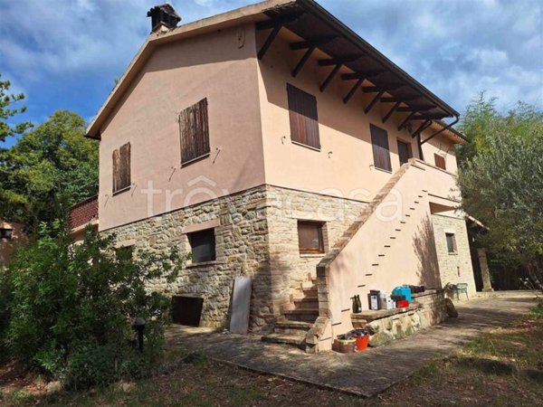 casa indipendente in vendita a Treia