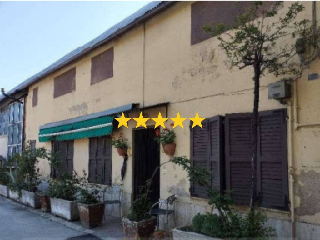 appartamento in vendita a Treia in zona Passo di Treia