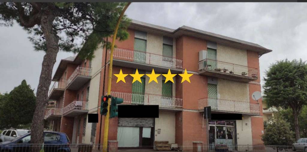 appartamento in vendita a Treia in zona Passo di Treia