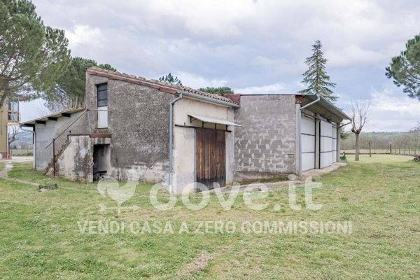 casa indipendente in vendita a Treia