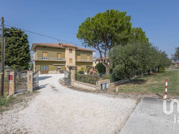 intera palazzina in vendita a Treia