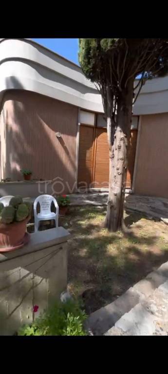 casa indipendente in vendita a Treia