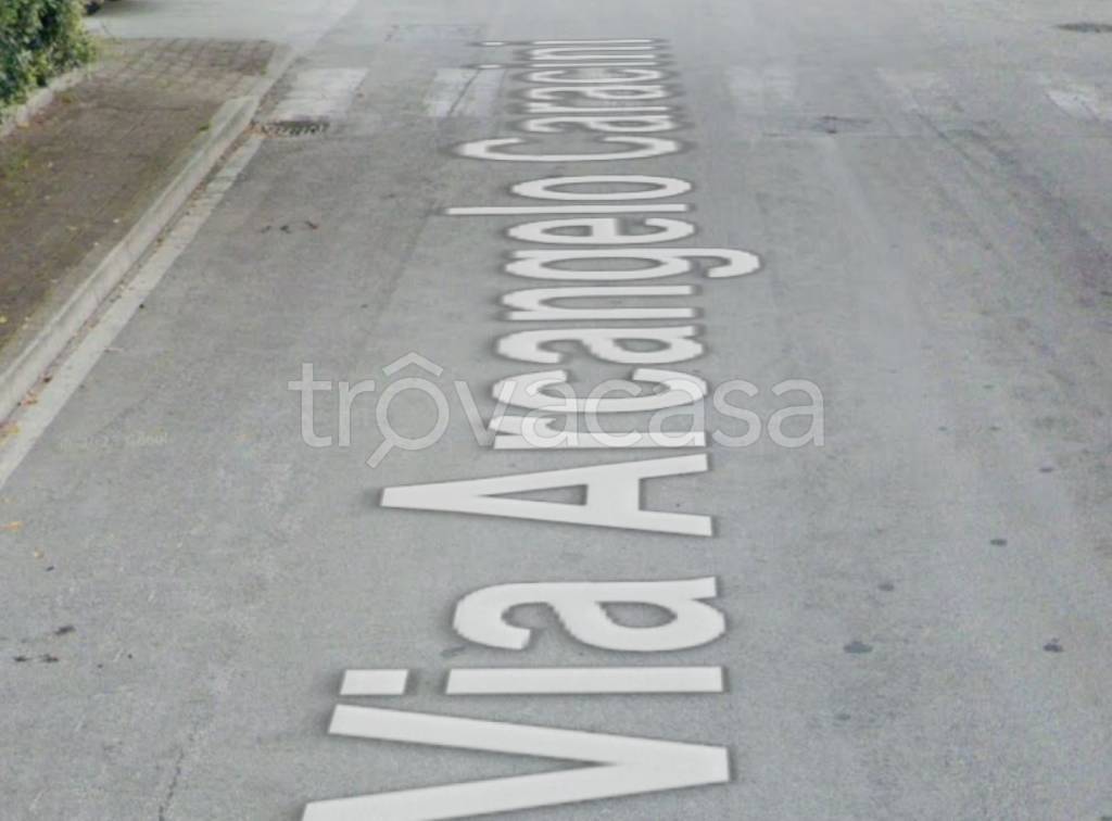 appartamento in vendita a Treia in zona Passo di Treia