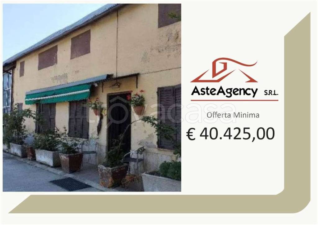 appartamento in vendita a Treia in zona Passo di Treia