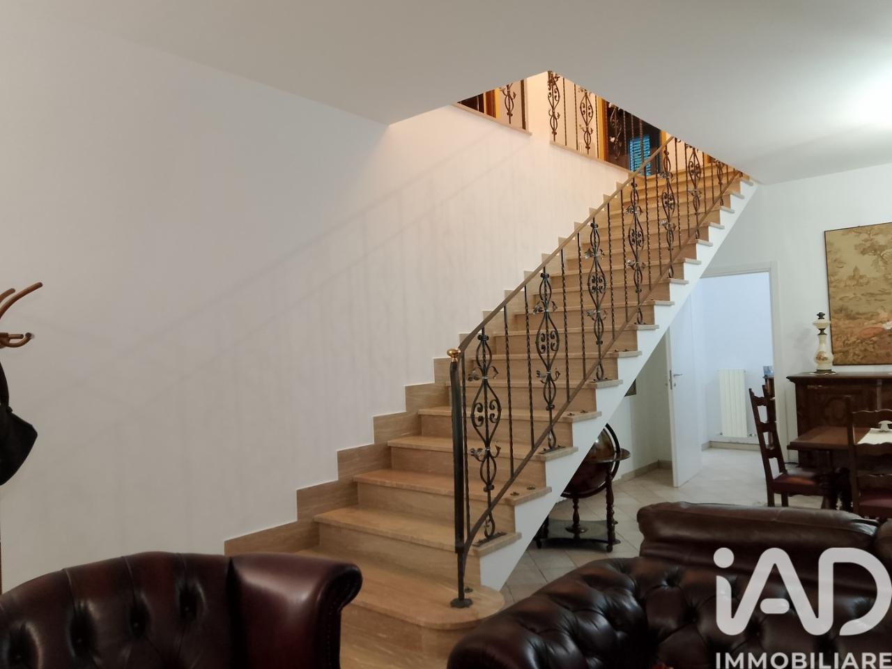 casa indipendente in vendita a Treia