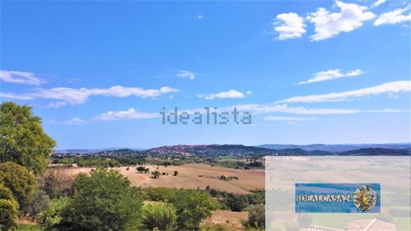 casa indipendente in vendita a Treia