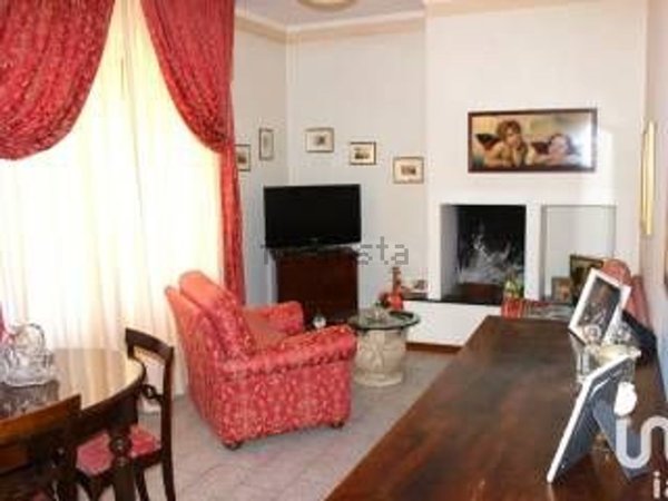 casa indipendente in vendita a Treia