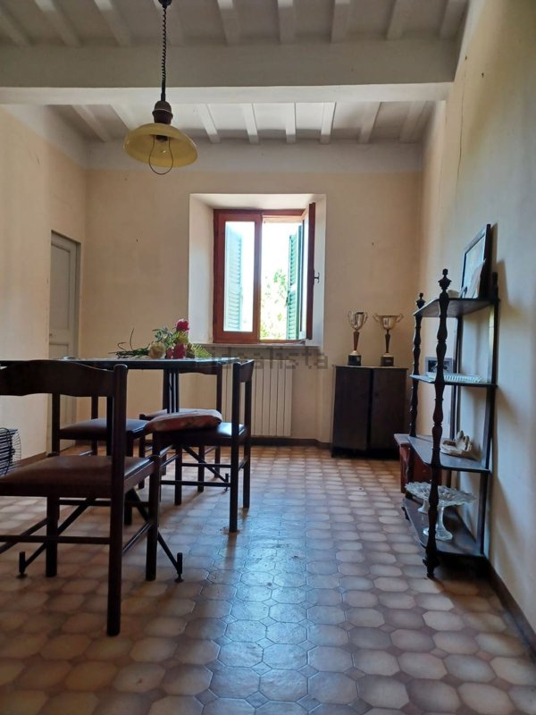 casa indipendente in vendita a Treia