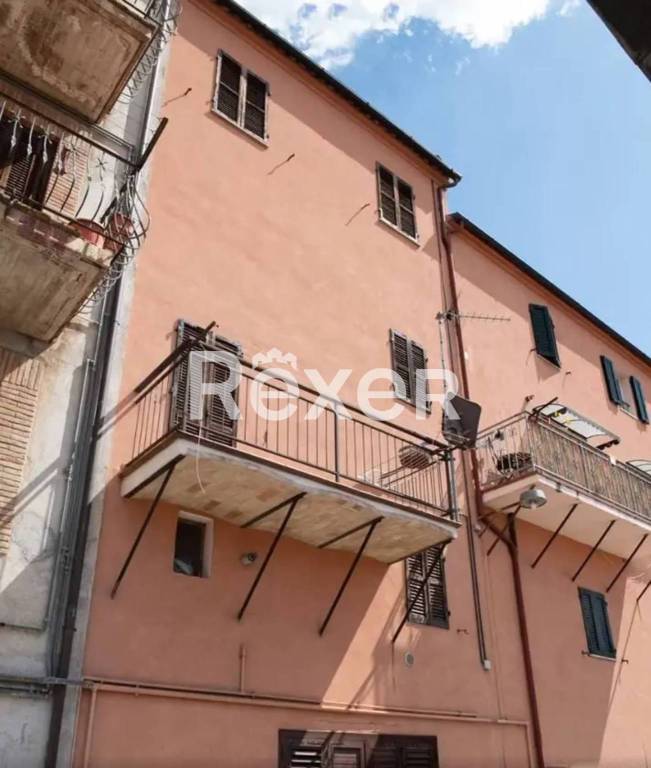 casa indipendente in vendita a Treia