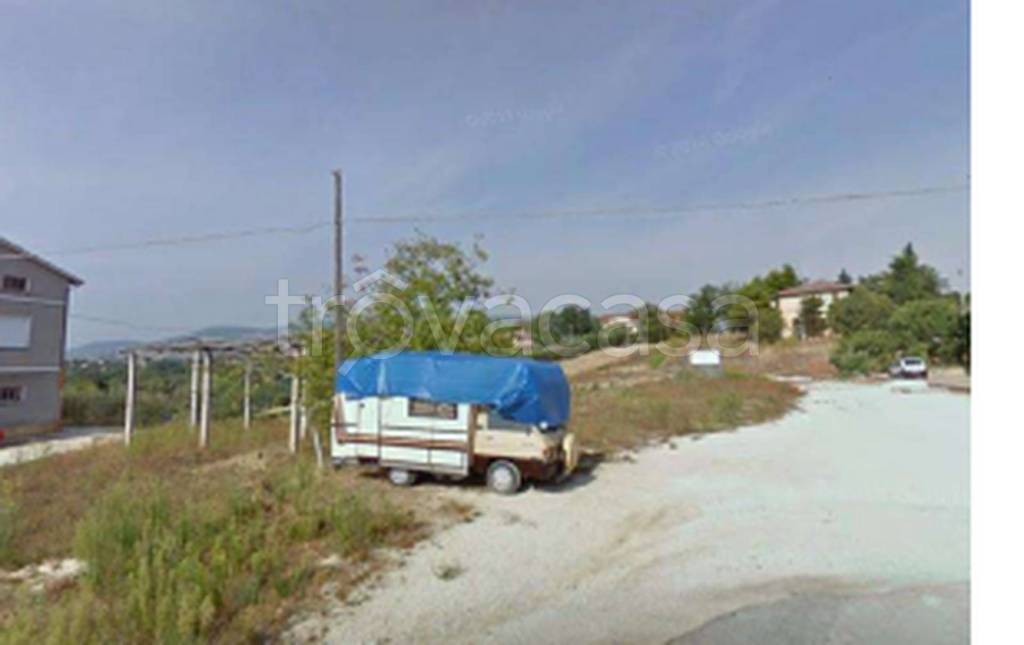 terreno edificabile in vendita a Treia