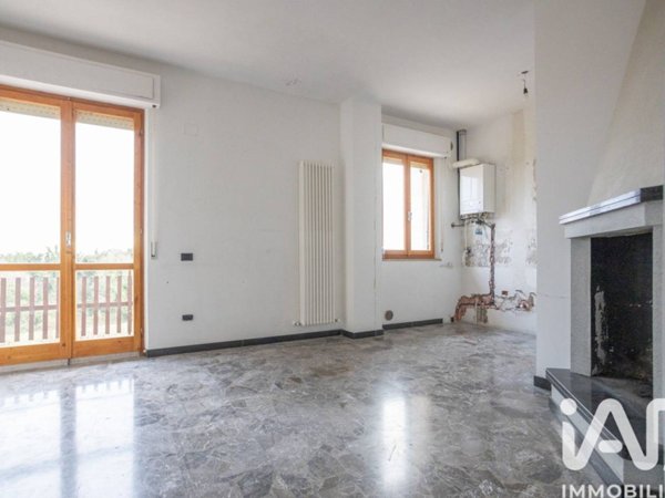 casa indipendente in vendita a Treia