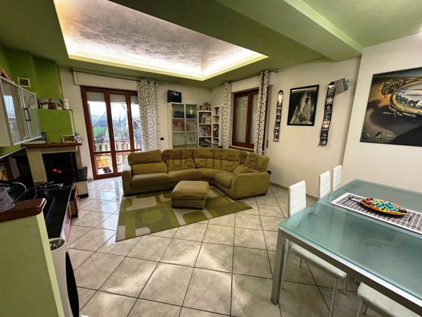 appartamento in vendita a Treia in zona Passo di Treia