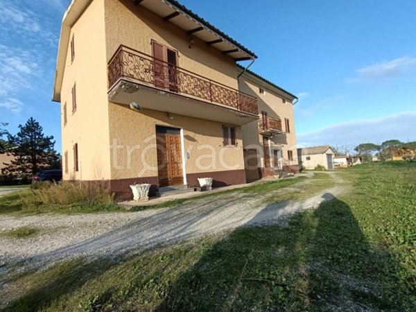 casa indipendente in vendita a Treia in zona Chiesanuova