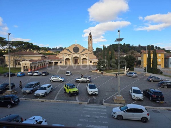 casa indipendente in vendita a Treia in zona Passo di Treia