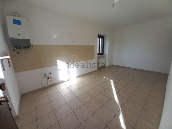 appartamento in vendita a Treia in zona Passo di Treia