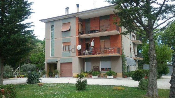 appartamento in vendita a Treia in zona Chiesanuova