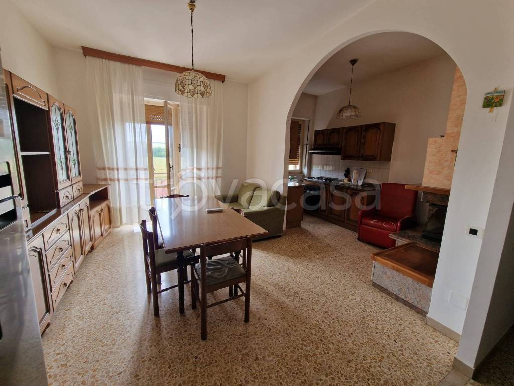 appartamento in vendita a Treia in zona Santa Maria in Selva