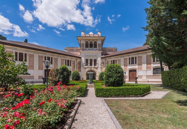 villa in vendita a Treia in zona Santa Maria in Selva