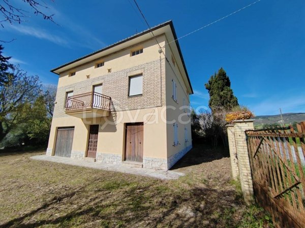 casa indipendente in vendita a Treia in zona Santa Maria in Selva