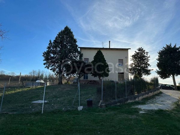 casa indipendente in vendita ad Urbisaglia in zona Entogge