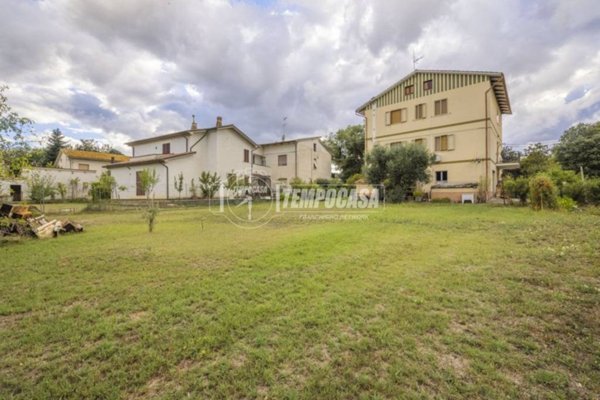 casa indipendente in vendita ad Urbisaglia