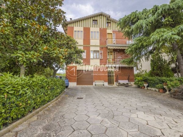 casa indipendente in vendita ad Urbisaglia in zona Convento