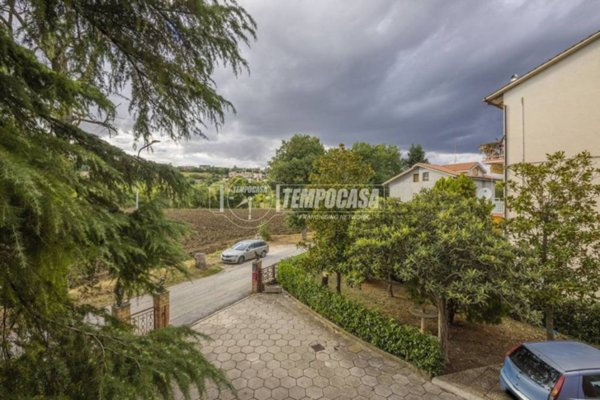 appartamento in vendita ad Urbisaglia in zona Maestà