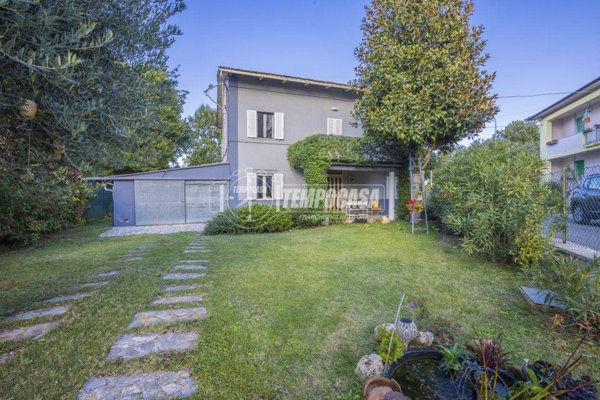 casa indipendente in vendita ad Urbisaglia in zona Maestà