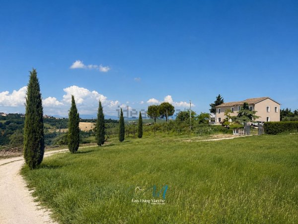 casa indipendente in vendita ad Urbisaglia in zona Entogge