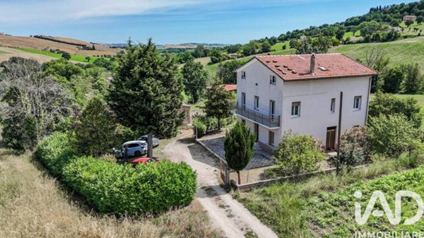 casa indipendente in vendita ad Urbisaglia in zona Entogge
