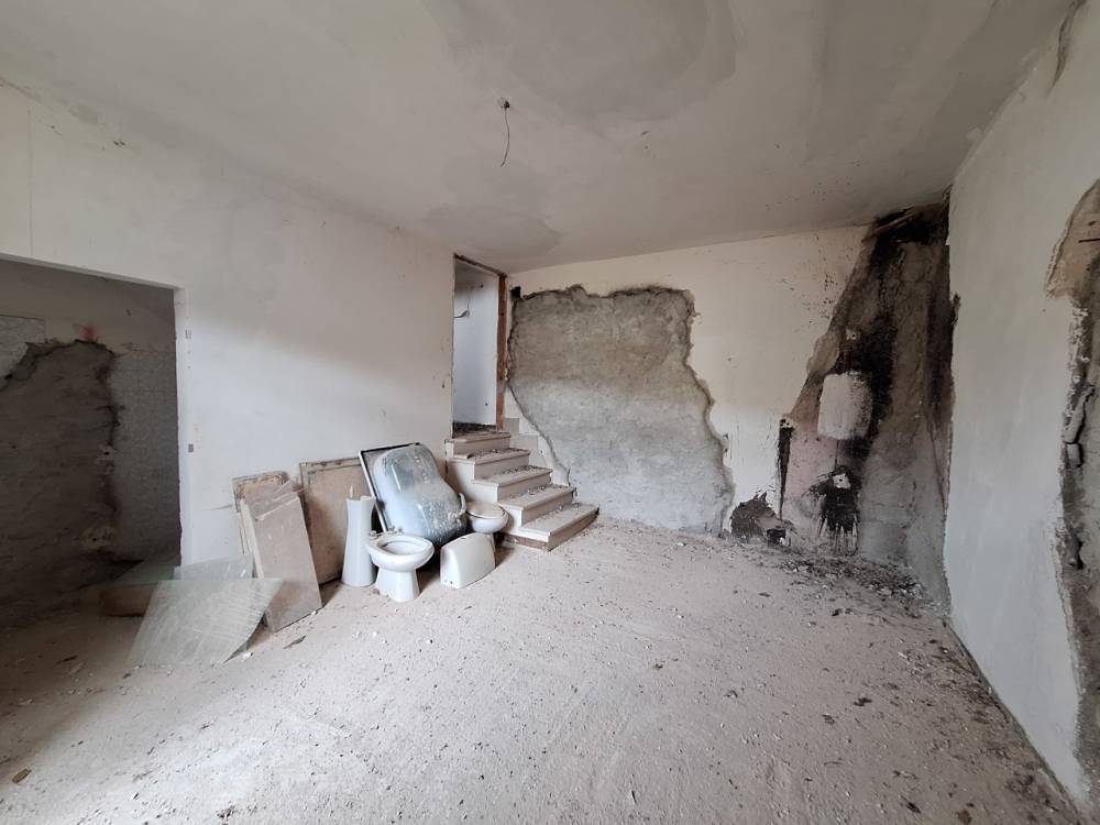 appartamento in vendita a Visso in zona Rasenna