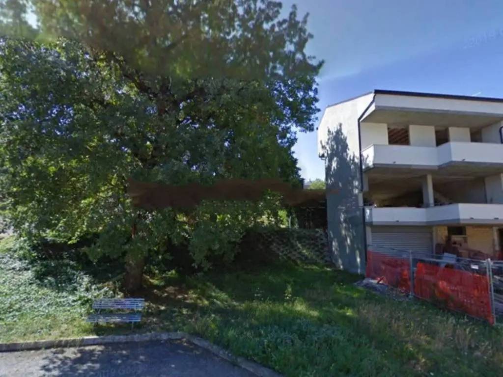 casa indipendente in vendita ad Acquasanta Terme in zona Paggese