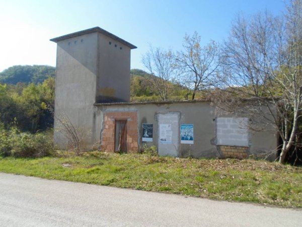 casa indipendente in vendita ad Acquasanta Terme