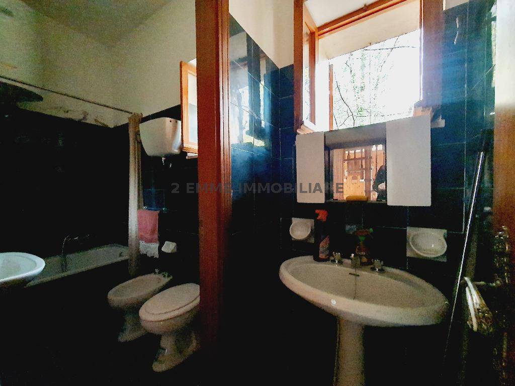 casa indipendente in vendita ad Acquasanta Terme