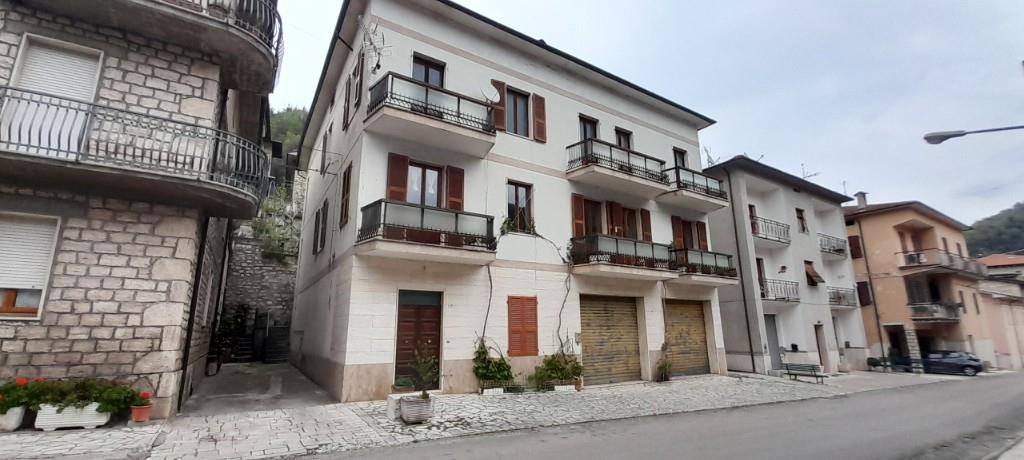casa indipendente in vendita ad Acquasanta Terme in zona Ponte d'Arli