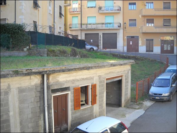 casa indipendente in vendita ad Acquasanta Terme in zona Vallecchia