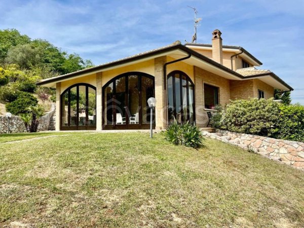 casa indipendente in vendita ad Acquaviva Picena