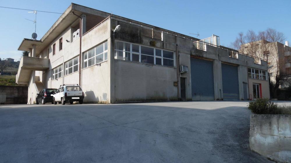 ufficio in vendita ad Acquaviva Picena